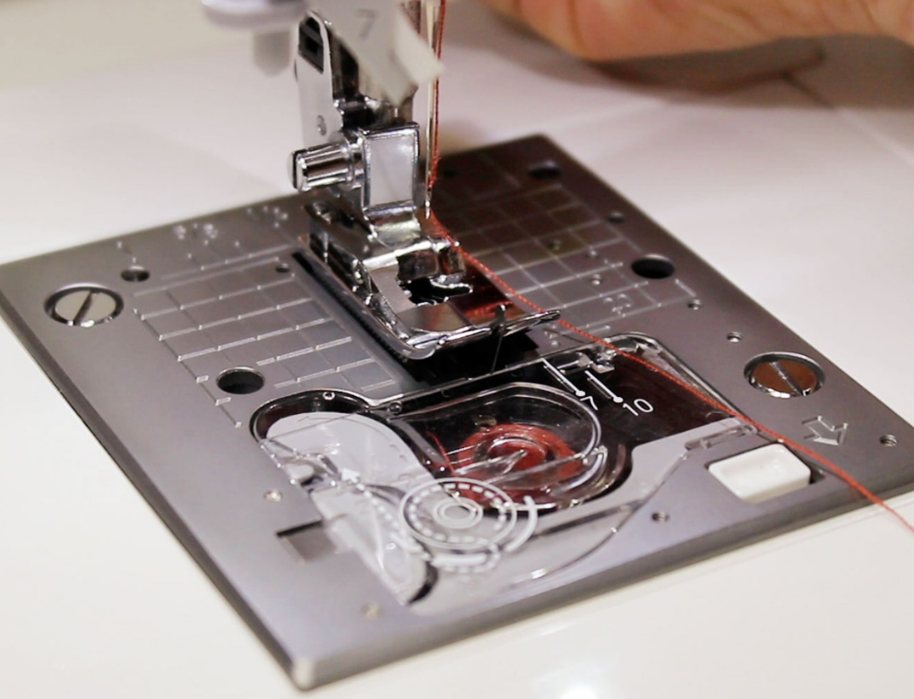 Piedino per orlo invisibile - Atelier Vicolo N 6 per Dritte al punto