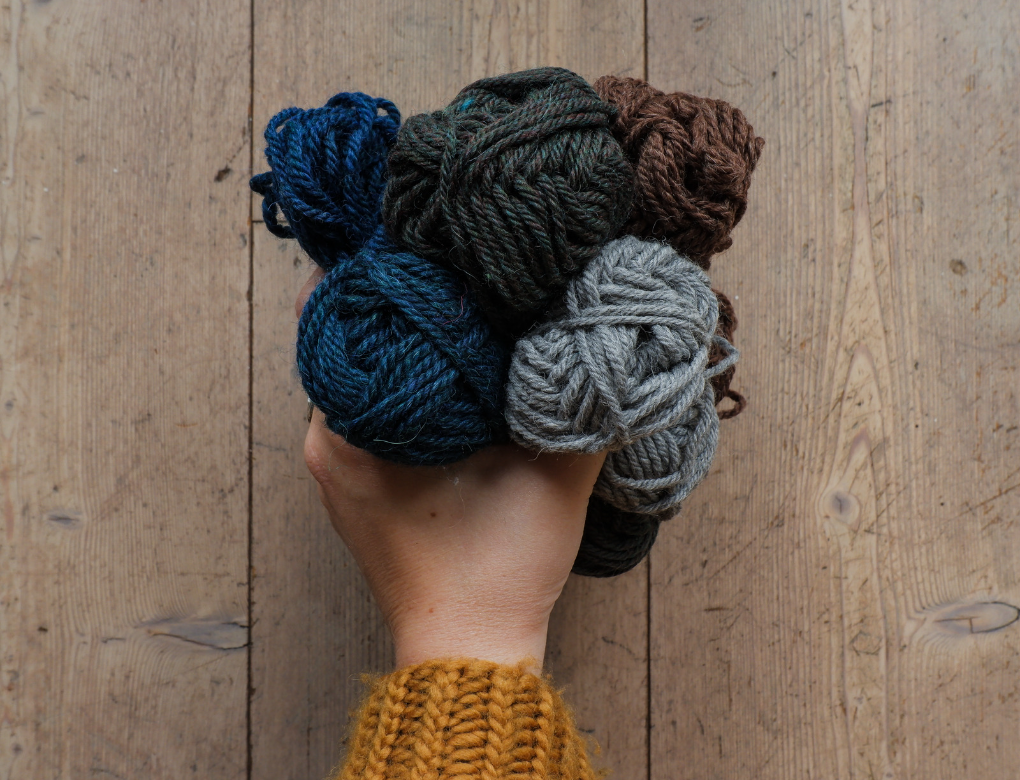 La palette colori - Calzettoni a righe fatti a maglia 