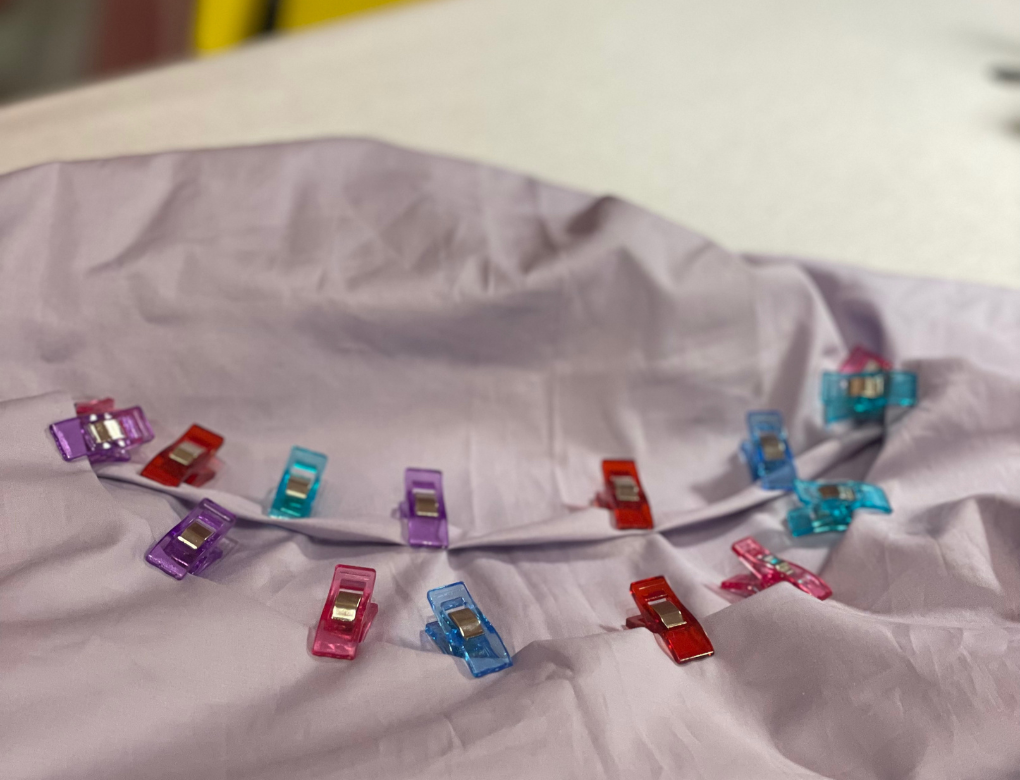 Clip per tessuto - 5 strumenti per cucire da regalare a Natale