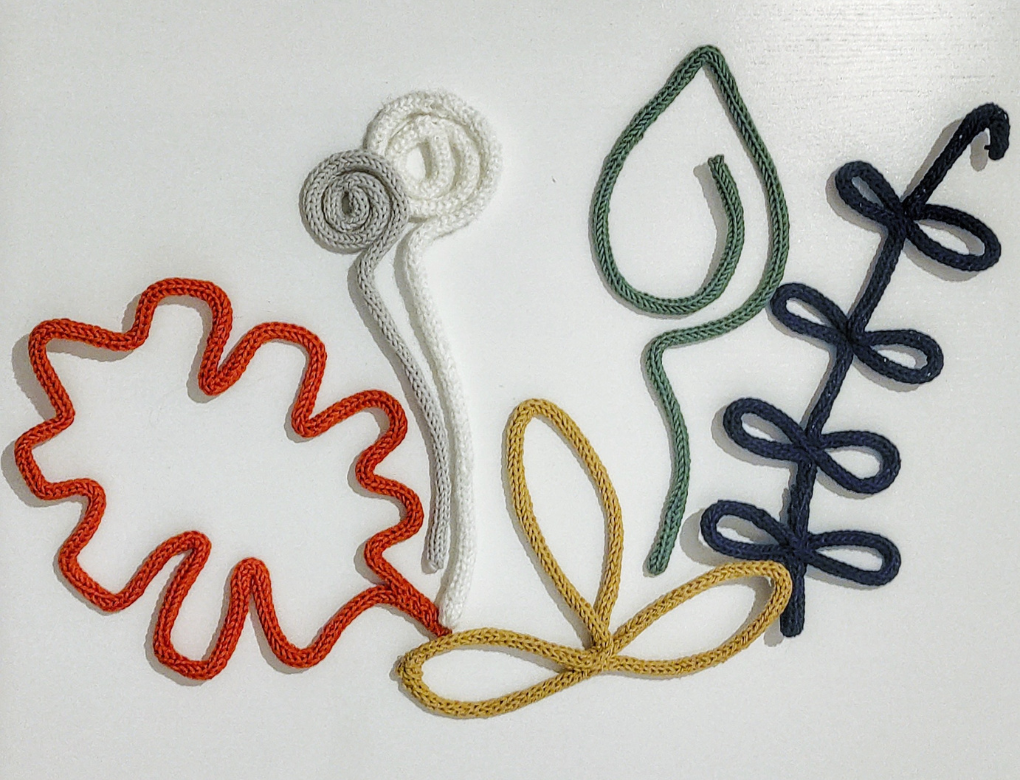 Drittealpunto_blog_tintarelladilana_ghirlanda_tutorial_mulinetto_tricottino_prym_foglie