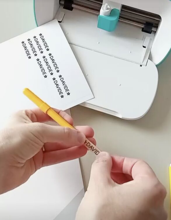Etichette stampabili Cricut per personalizzare set scuola e asilo