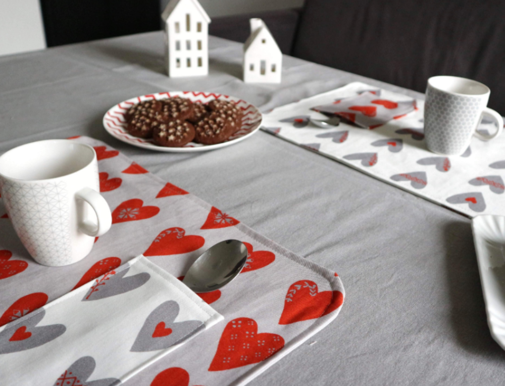 rocchettiepois tovaglietta da colazione tutorial san valentino
